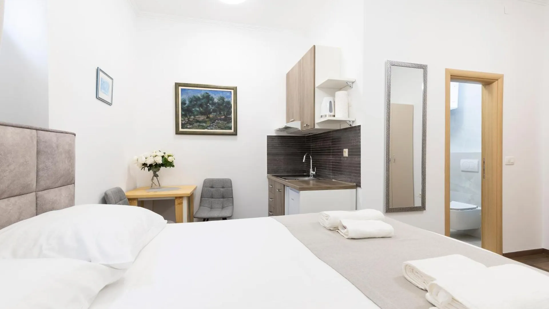 Split Varos Inn 3*,  Croatia