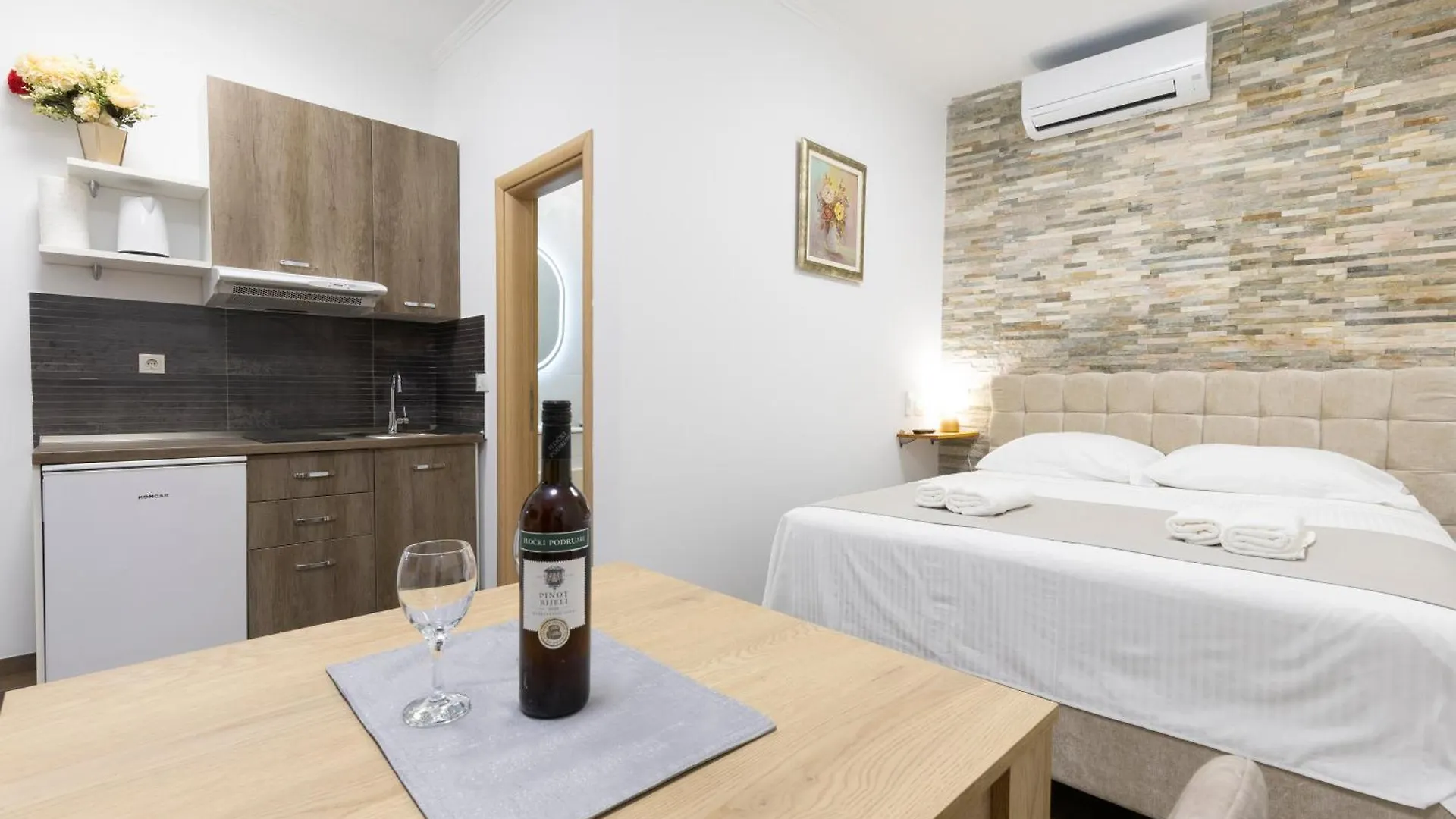 Split Varos Inn
